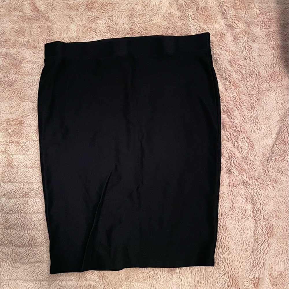 Torrid black pencil skit 3X